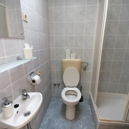 Appartamento Mandre Apartments *