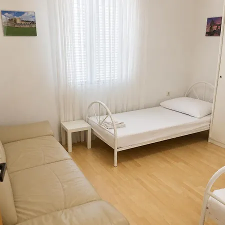 Mandre Apartments *