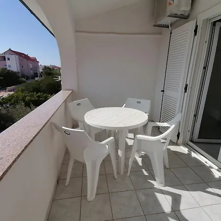 Appartamento Mandre Apartments Mandre